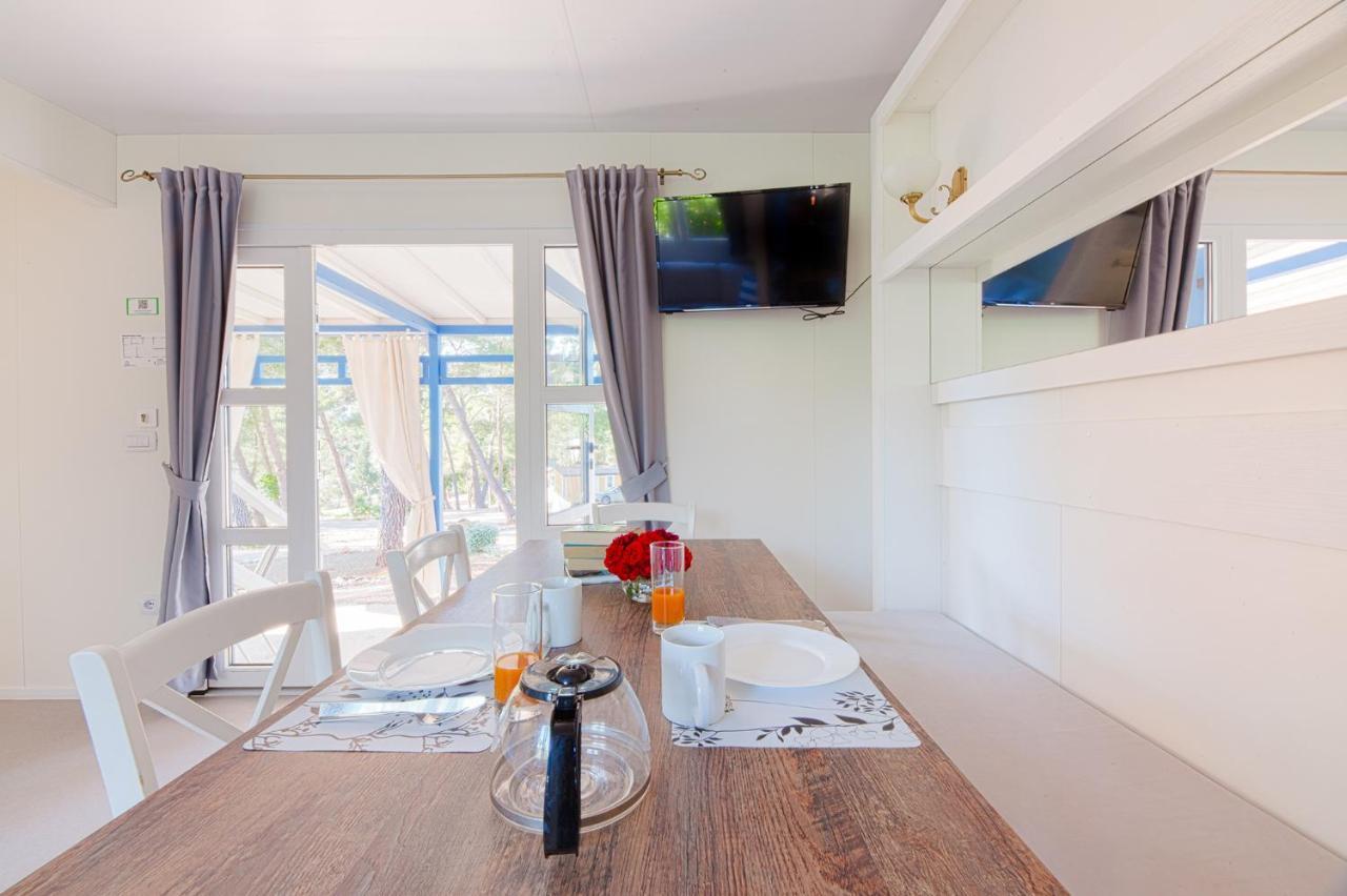 Aminess Planet Camping Holiday Homes Port9 코츌라 외부 사진