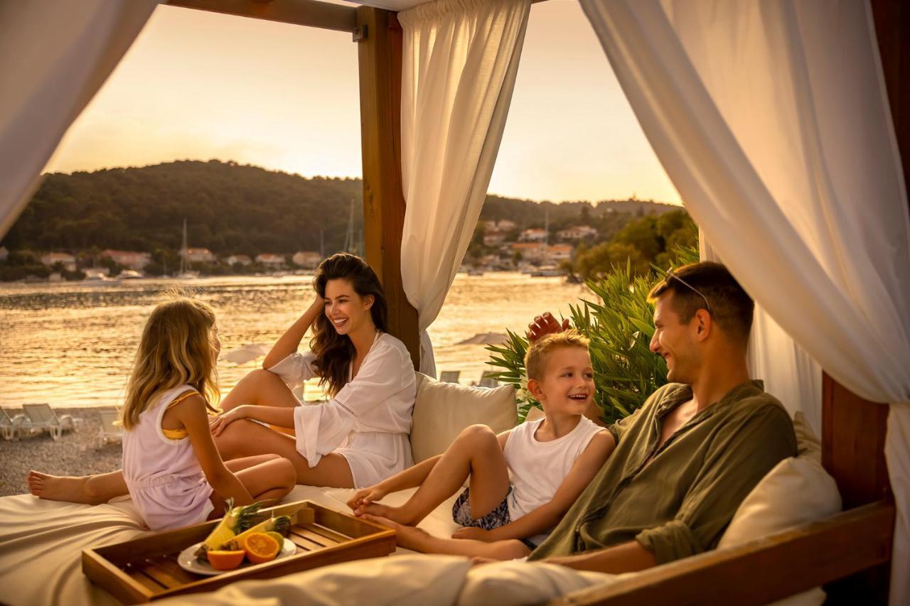 Aminess Planet Camping Holiday Homes Port9 코츌라 외부 사진