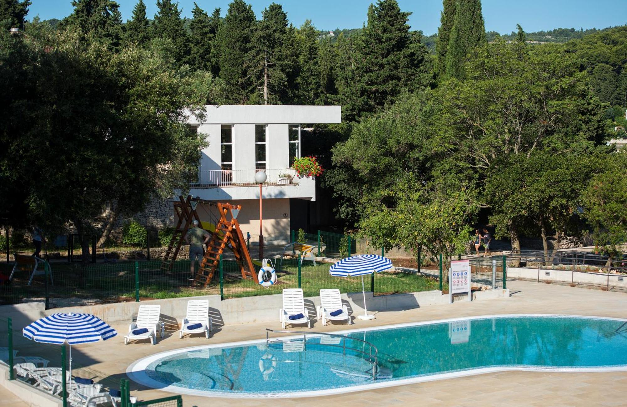 Aminess Planet Camping Holiday Homes Port9 코츌라 외부 사진