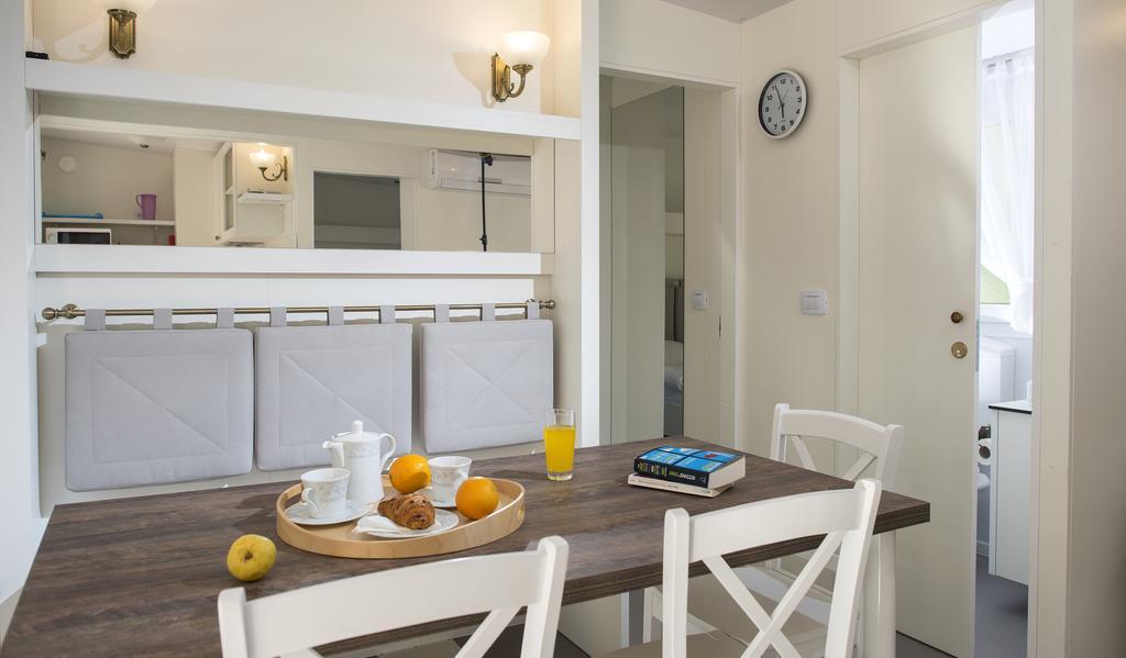 Aminess Planet Camping Holiday Homes Port9 코츌라 외부 사진